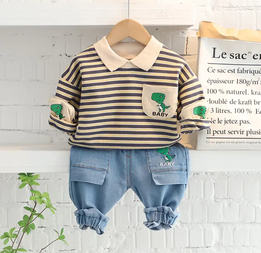 Conjunto dos piezas rayas dinosaurio para niño