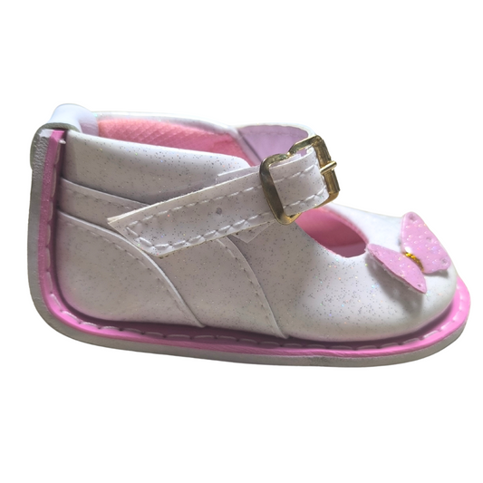 Zapato no tuerce escarchado con mariposita para niña