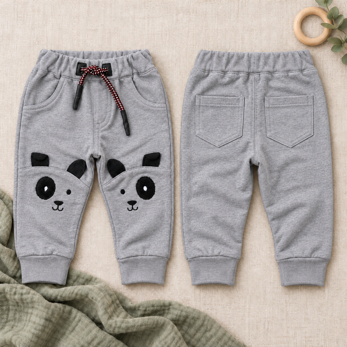 Jogger en algodón con aplique para bebé-niño