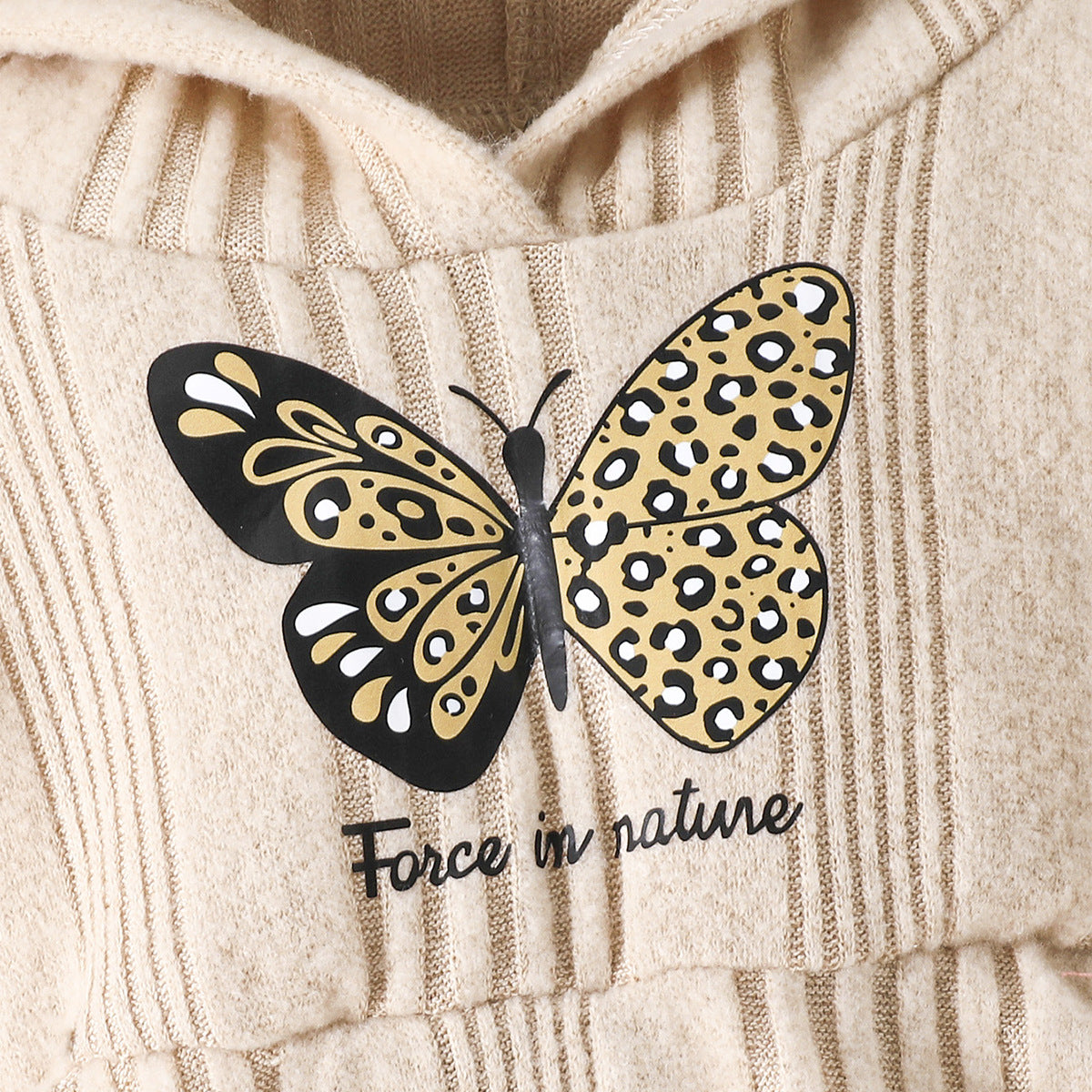 Conjunto en algodón con buzo de capota y pantalón para niña