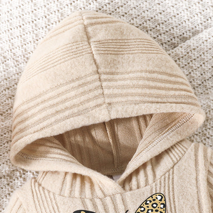 Conjunto en algodón con buzo de capota y pantalón para niña