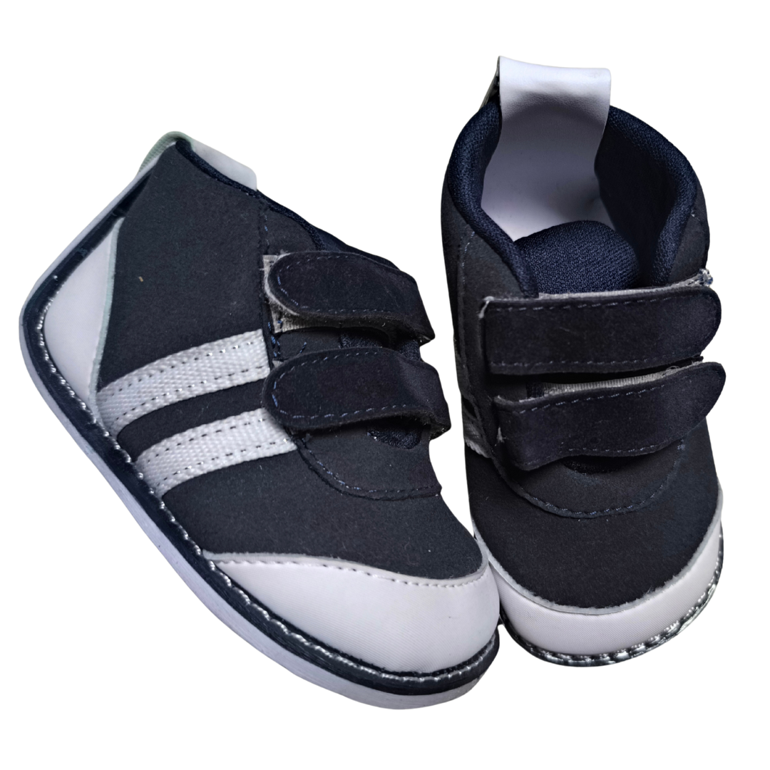 Tenis no tuerce con velcro para niño