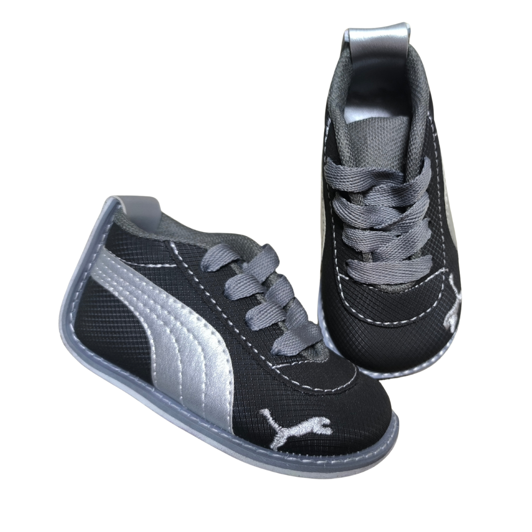 Tenis no tuerce negros para niño