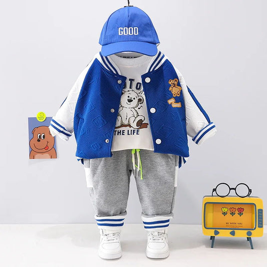 Conjunto chaqueta con relieve y gorra para niño