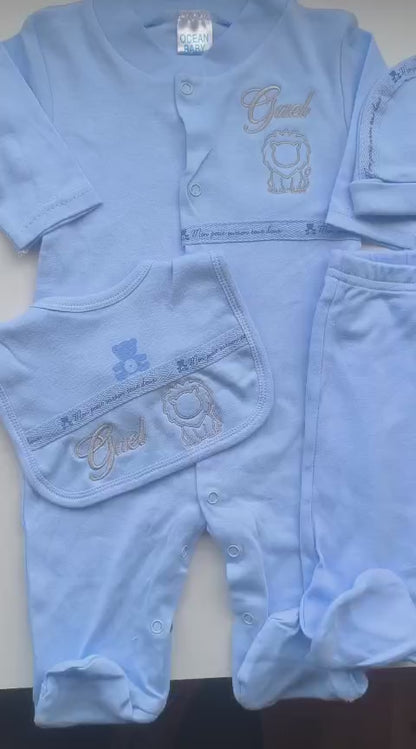 Primera muda unicolor personalizada para bebé