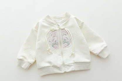 Conjunto con chaqueta cuello neru y jean para niña