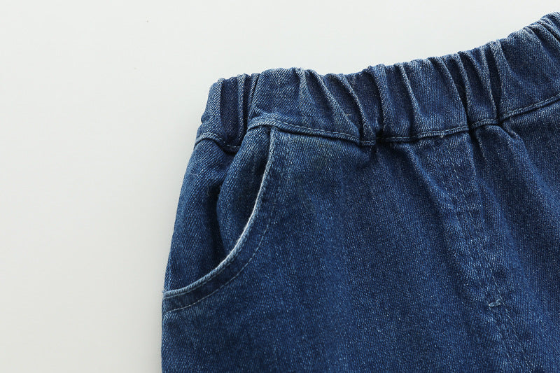 Conjunto con chaqueta cuello neru y jean para niña